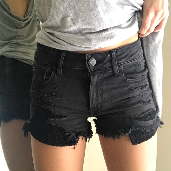 American Eagle Black denim shorts - Picture 4 of 4